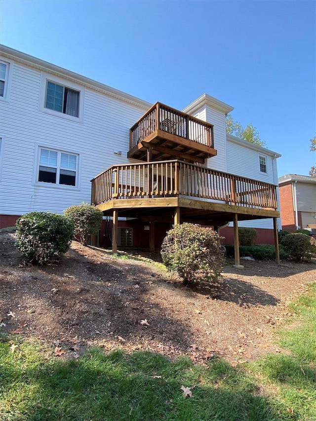 1418 Bluebird Ter, Saint Louis, MO 63144 - back of property with a deck