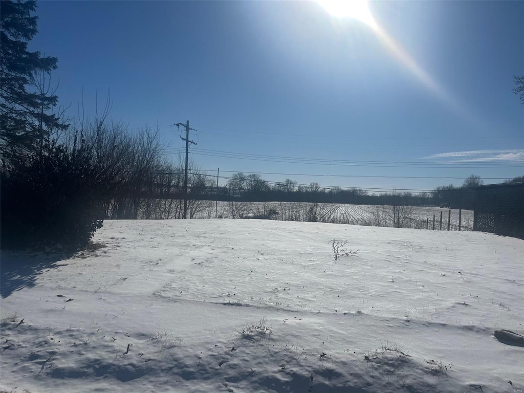 1201 Dawn Dr, Belleville, IL 62220 - view of yard