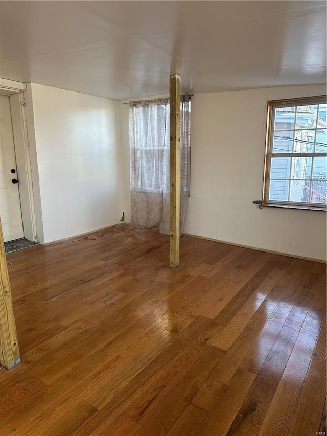 3923 Gravois Ave, Saint Louis, MO 63116 - below grade area featuring hardwood / wood-style floors