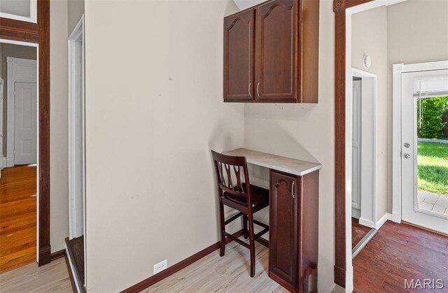 911 Grand Ave, Edwardsville, IL 62025 - office space with light wood-style floors and baseboards