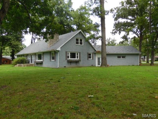 300 N Lakeview Dr, Salem, IL 62881 - photo 1