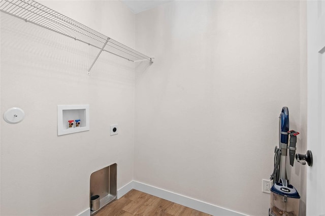 948 Half Moon, Caseyville, IL 62232 - laundry room with hookup for an electric dryer, hookup for a washing machine, baseboards, and light wood-style floors