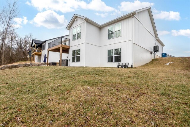 948 Half Moon, Caseyville, IL 62232 - rear view of house featuring cooling unit and a yard