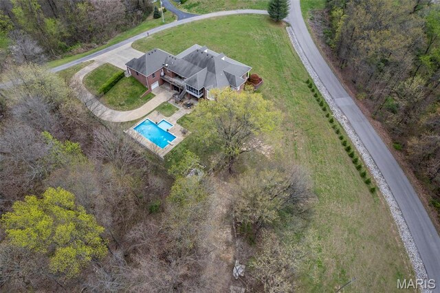 149 Windy Point Ave, Cape Girardeau, MO 63701 - view of subject property with a pool