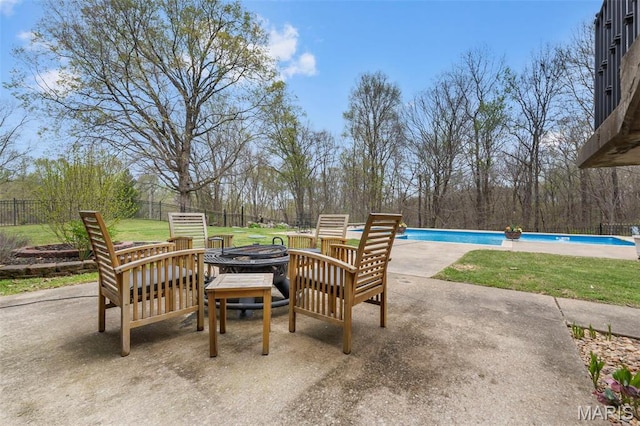 149 Windy Point Ave, Cape Girardeau, MO 63701 - view of patio featuring a fire pit