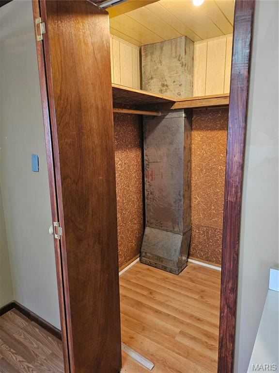 18480 State Route O, Rolla, MO 65401 - view of closet