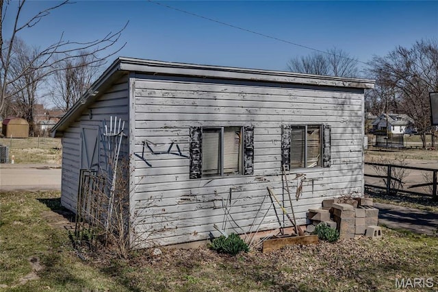 401 S Main, Fredericktown, MO 63645 - view of side of property