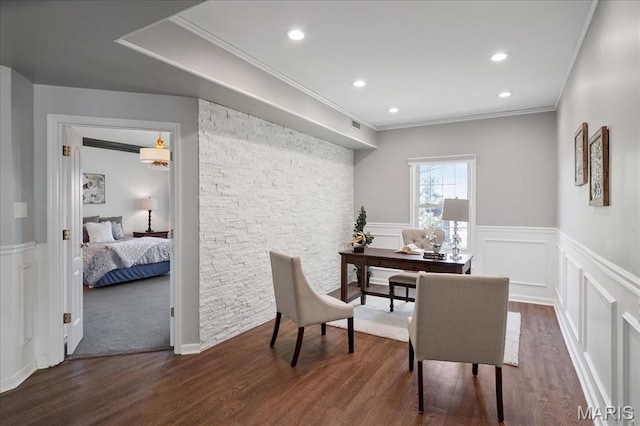 561 Sarah Ln Unit 305, Saint Louis, MO 63141 - office featuring dark wood-style flooring, crown molding, wainscoting, and recessed lighting