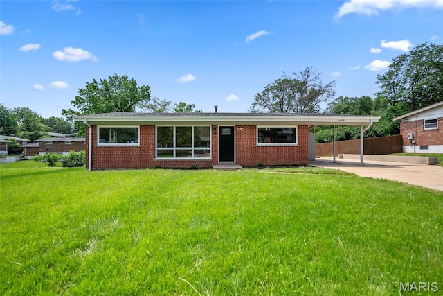9438 Laguna Dr, Saint Louis, MO 63132 - photo 1