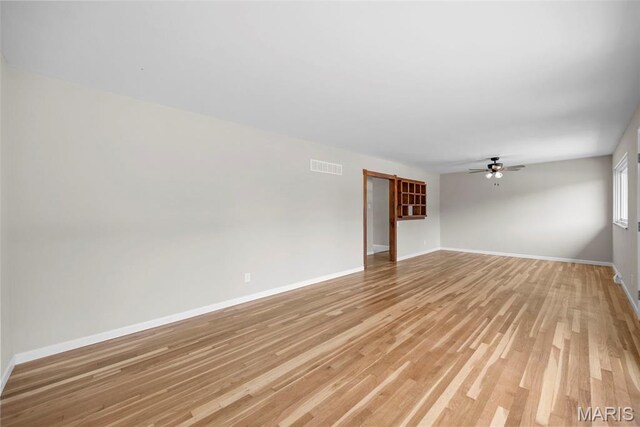 9438 Laguna Dr, Saint Louis, MO 63132 - photo 7