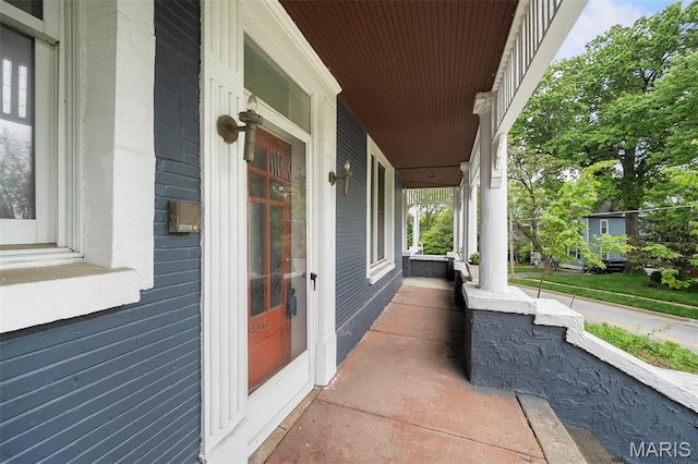 946 Newport Ave, Webster Groves, MO 63119 - photo 2