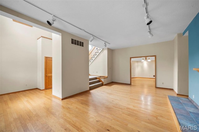 946 Newport Ave, Webster Groves, MO 63119 - photo 4