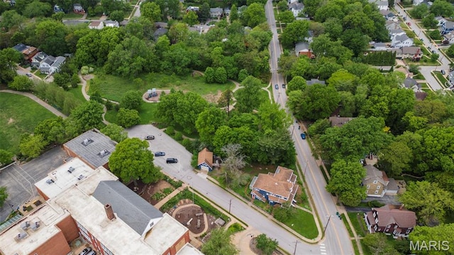 946 Newport Ave, Webster Groves, MO 63119 - photo 55