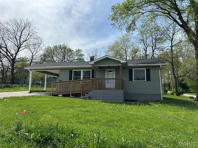 501 N Warfel St, Salem, MO 65560 - view of front of property featuring a front lawn and a chimney