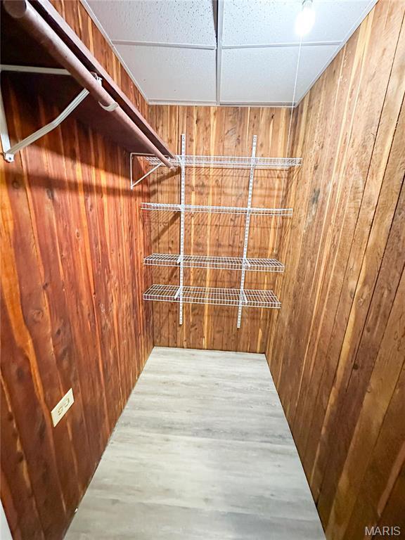 405 County Road 5015, Salem, MO 65560 - view of walk in closet