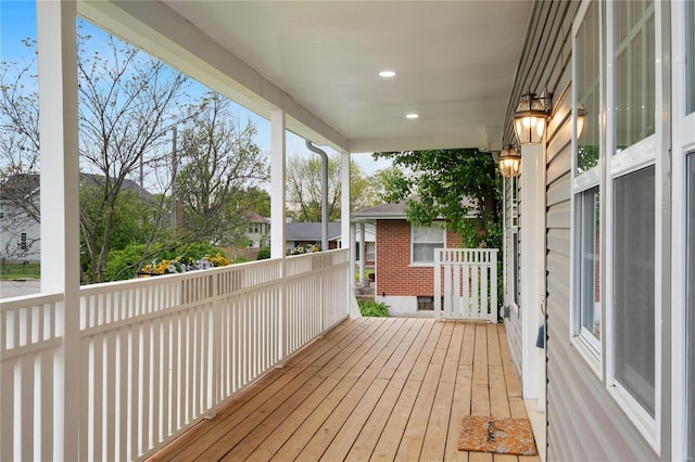 1048 Martha Ln, Saint Louis, MO 63119 - view of deck