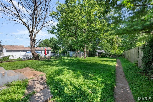 6541 SW Ave, Saint Louis, MO 63139 - view of fenced backyard