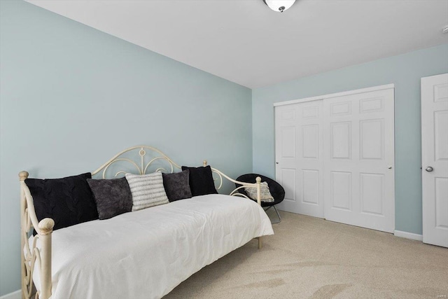 775 Vista Glen Ct, Eureka, MO 63025 - carpeted bedroom with a closet and baseboards