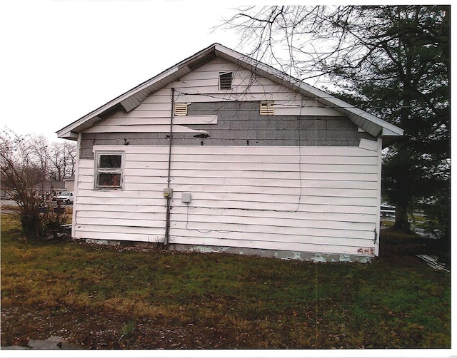 1107 W St, Greenville, IL 62246 - photo 2