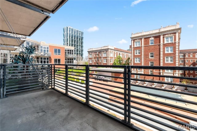 9 N Euclid Ave Unit 508, Saint Louis, MO 63108 - balcony with a view of city
