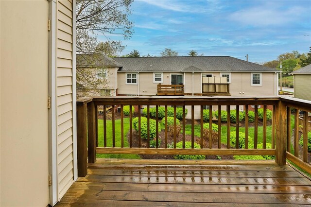 1626 High School Dr, Saint Louis, MO 63144 - view of wooden deck