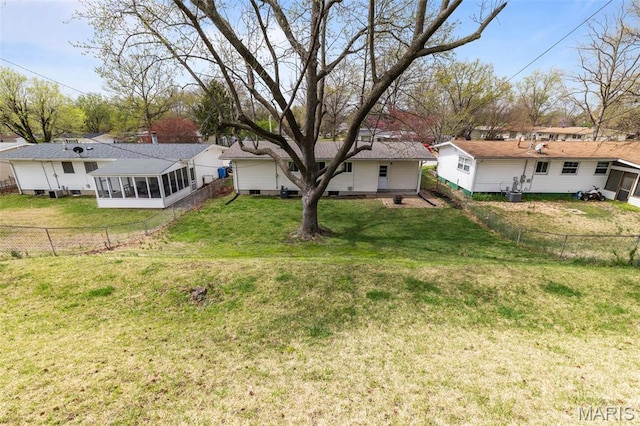 190 Coteau Ln, Florissant, MO 63033 - view of yard featuring a sunroom