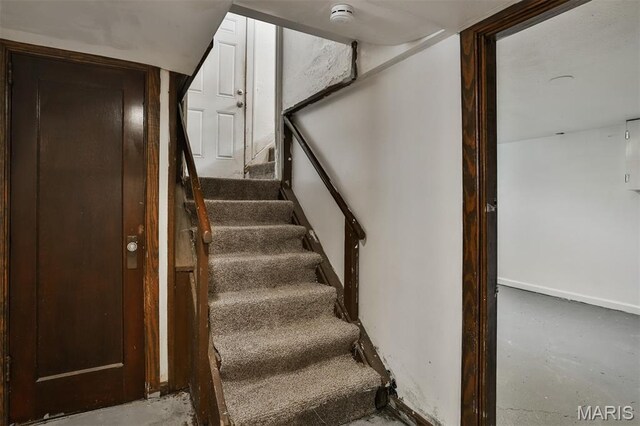 8033 Washington St, Saint Louis, MO 63114 - photo 24