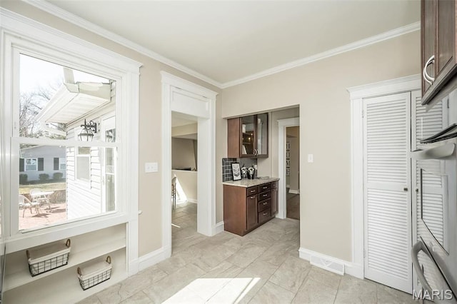 7642 Westmoreland Ave, Saint Louis, MO 63105 - unfurnished bedroom with crown molding and baseboards