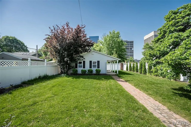 7642 Westmoreland Ave, Saint Louis, MO 63105 - view of yard