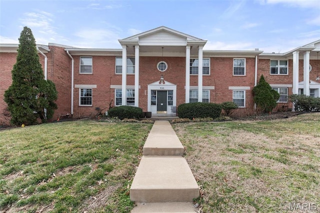 930 Marshall Ave Unit D, Saint Louis, MO 63119 - view of front of property with a front lawn and brick siding