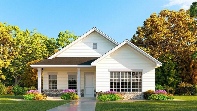 view of front of house featuring a porch, a front lawn, and roof with shingles