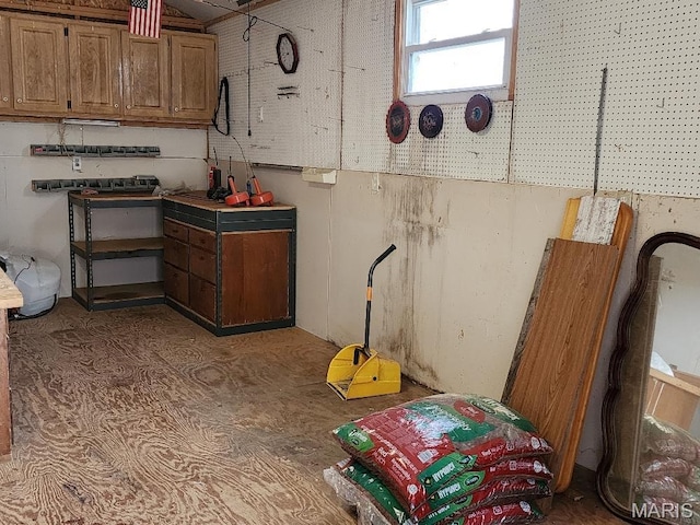 1504 Main St, Van Buren, MO 63965 - view of below grade area