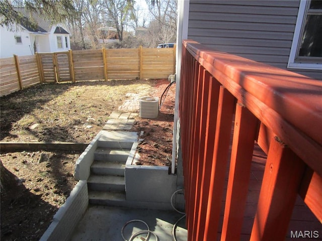 7 Pineview Ln, Collinsville, IL 62234 - view of fenced backyard