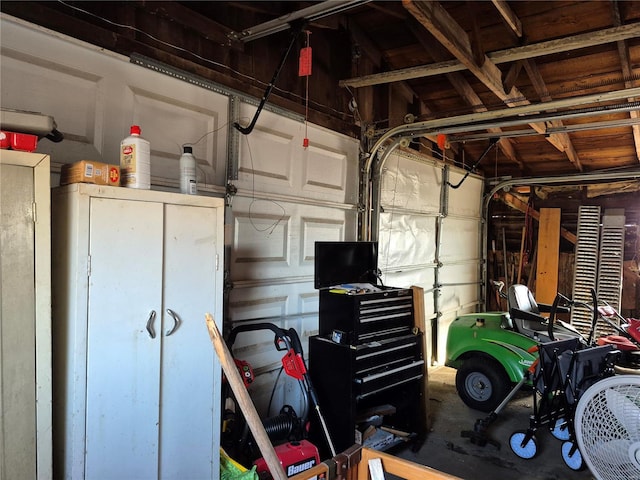 3019 Mockingbird Ln, Granite City, IL 62040 - view of garage
