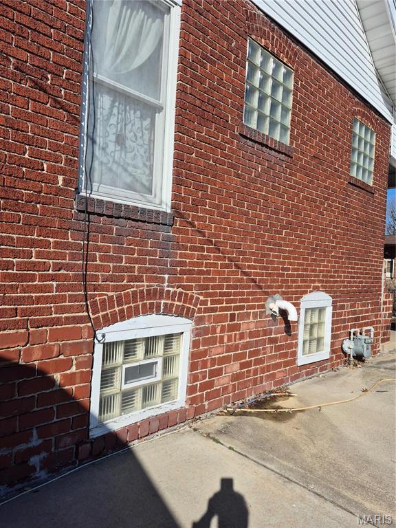 3019 Mockingbird Ln, Granite City, IL 62040 - view of side of home with brick siding