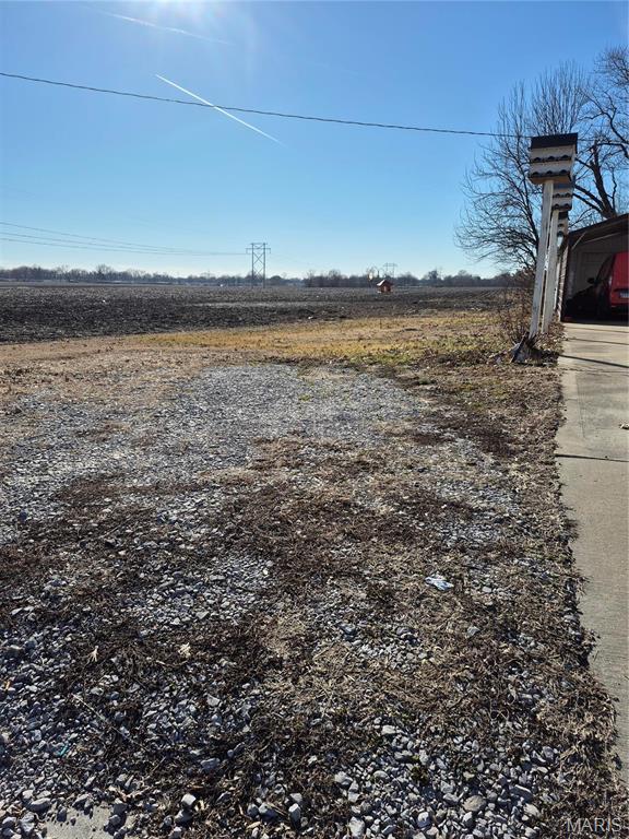 3019 Mockingbird Ln, Granite City, IL 62040 - view of yard