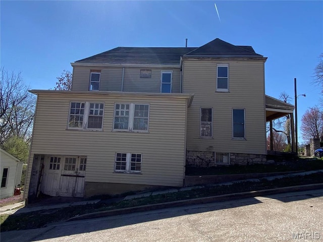 1001 Bird St, Hannibal, MO 63401 - rear view of house