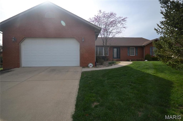 ranch-style house featuring brick siding, driveway, and a front lawn