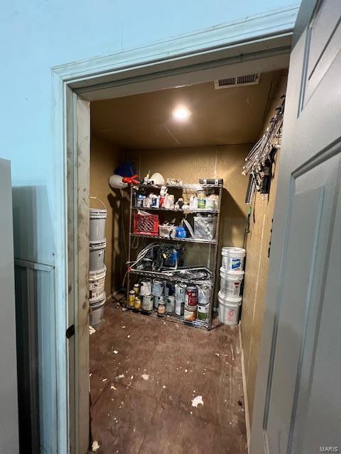 22585 Harlan Ln, Saint Robert, MO 65584 - view of storage area