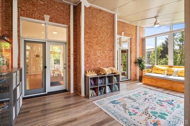 1 W Walinca, Saint Louis, MO 63105 - view of sunroom