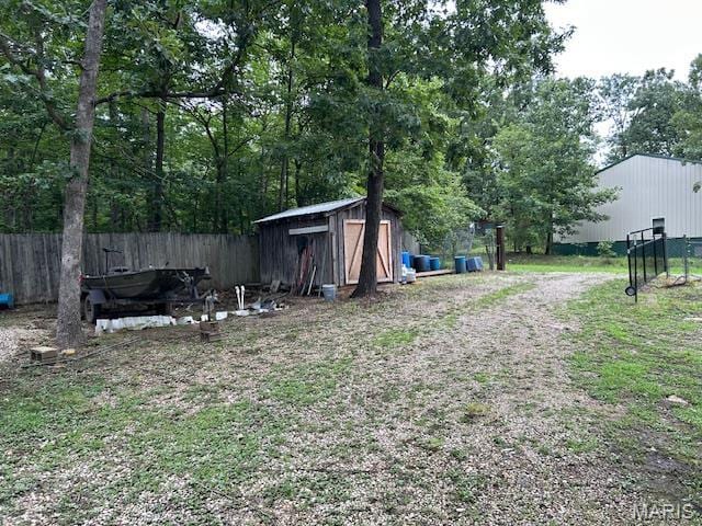 477 W Lakeview Dr, Ironton, MO 63650 - view of yard with a storage unit