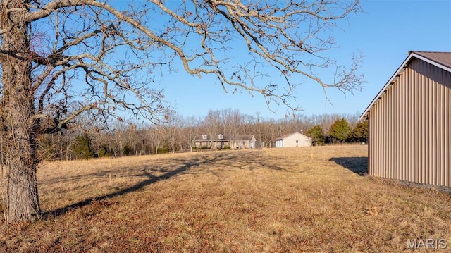 2630 Melody Ln, Cuba, MO 65453 - view of yard