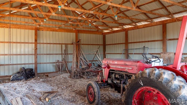 2630 Melody Ln, Cuba, MO 65453 - garage featuring metal wall