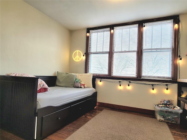 305 Williams St, Washington, MO 63090 - bedroom featuring wood finished floors and baseboards
