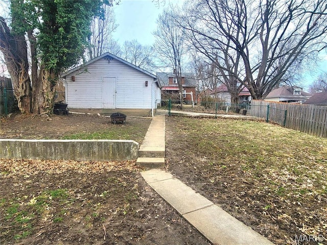 305 Williams St, Washington, MO 63090 - view of fenced backyard