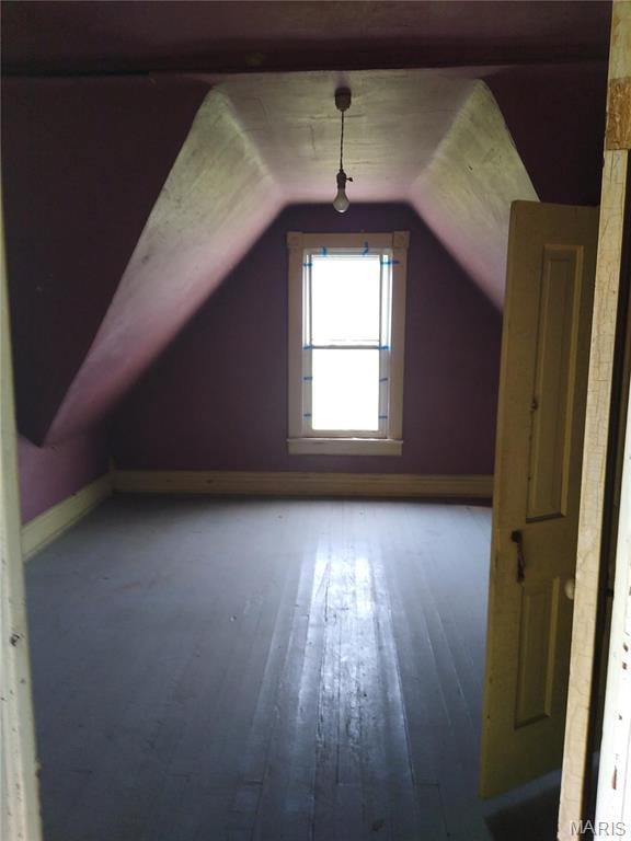 607 E Hancock St, Steeleville, IL 62288 - bonus room with hardwood / wood-style floors, vaulted ceiling, and baseboards