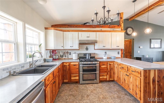 5819 Highway Vv Hwy, Vv, MO 65542 - kitchen featuring appliances with stainless steel finishes, under cabinet range hood, a sink, a peninsula, and decorative backsplash