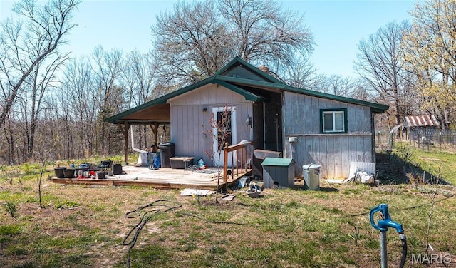 5819 Highway Vv Hwy, Vv, MO 65542 - view of outbuilding