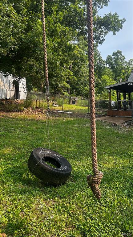 338 Mont Pellier St, Bonne Terre, MO 63628 - view of yard