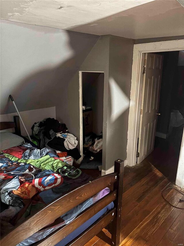 2803 Semple Ave, Saint Louis, MO 63120 - bonus room with hardwood / wood-style flooring